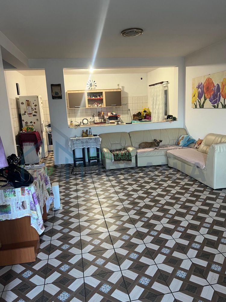 Casă cu 4 camere în Bogonos, Letcani - 80 mp construiți, teren 800 mp - Poză 4