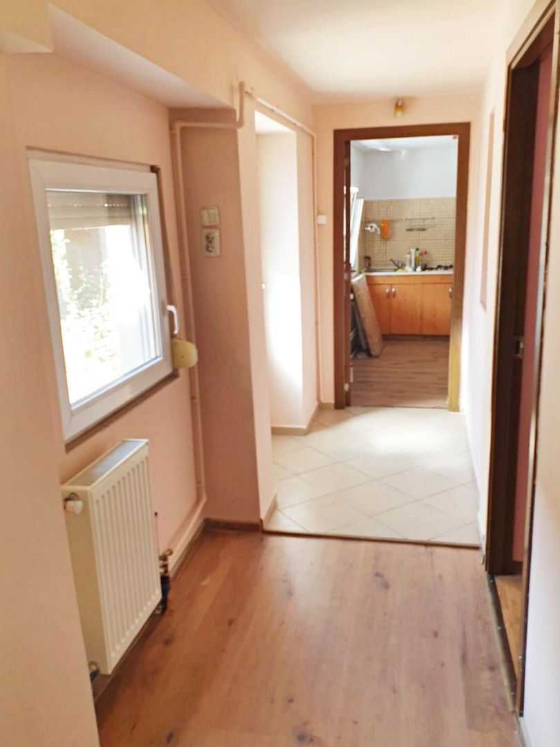 Casa de vanzare Ultracentral in zona Decebal, Oradea - Poză 10