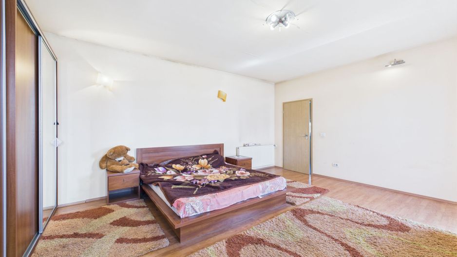 Casă Mehala – Ideală pentru două familii - Poză 13