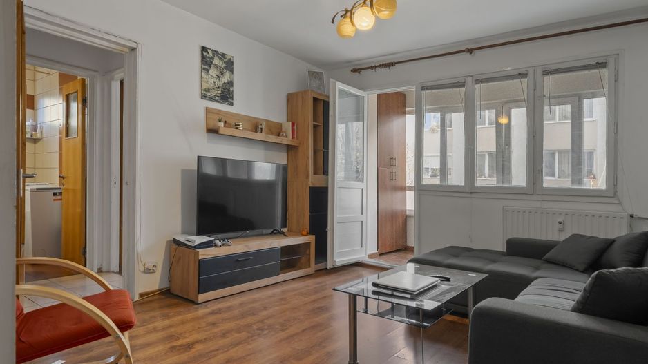 2 Camere, circular, 3/10, bloc Z, zonă foarte verde, metrou Favorit, Comision 0% - Poză 2