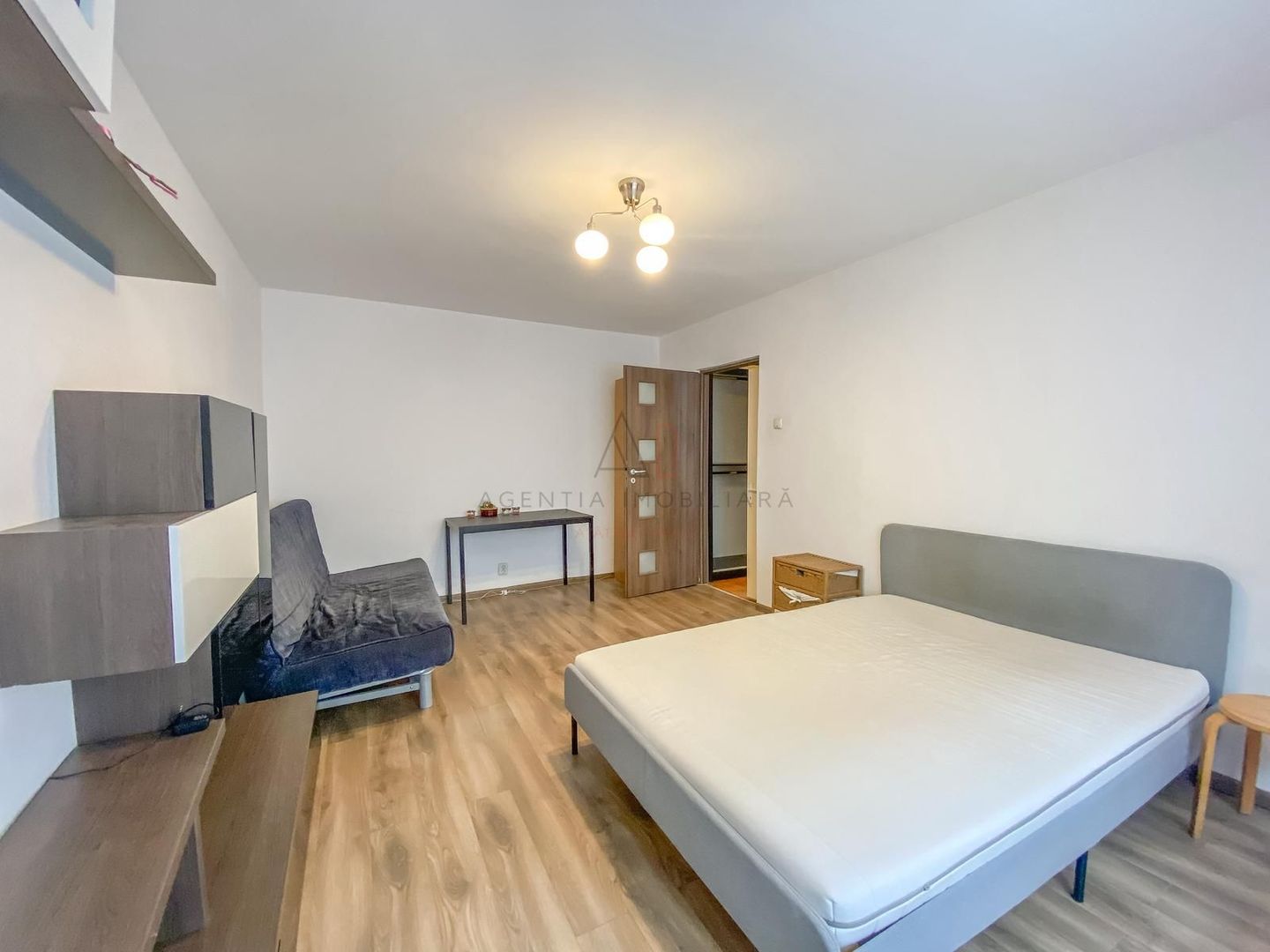 Garsoniera Parc Moghioros | Metrou 2 min - Poză 1