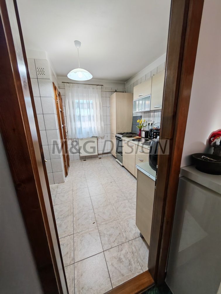 Apartament 3 camere Complex Studentesc - Poză 2