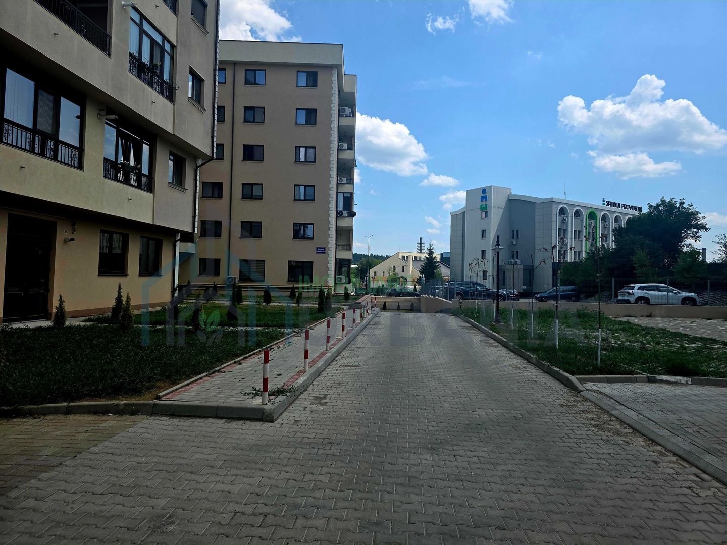 Spatiu comercial de inchiriat , zona Cug - spital Providenta si Elitis - Poză 1