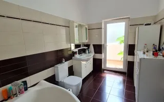 Spațiu pretabil birouri,after school,comercial,etc. - Poză 16