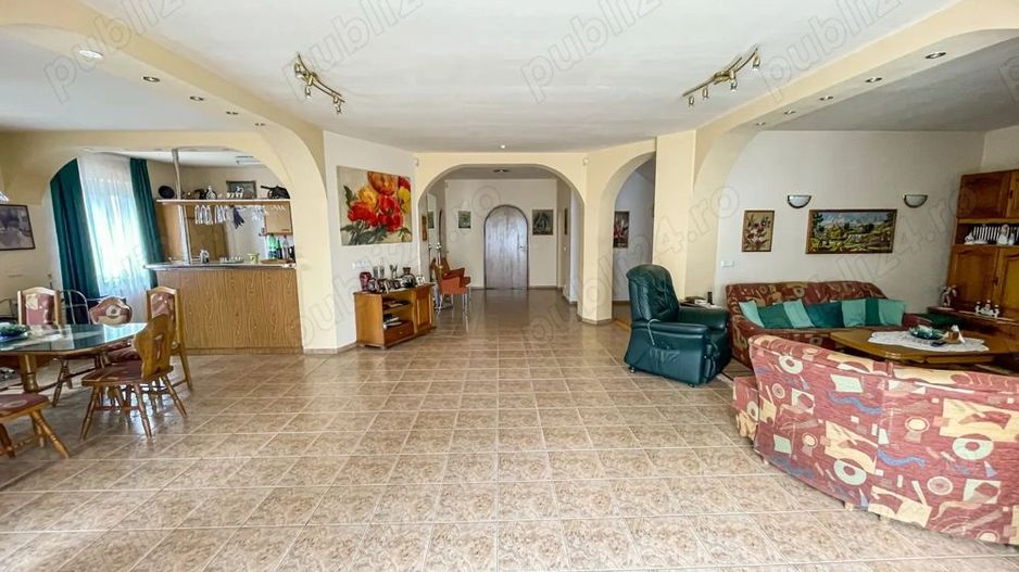 Casă 412 mp teren 1700 mp, zona Bercu Rosu. - Poză 7