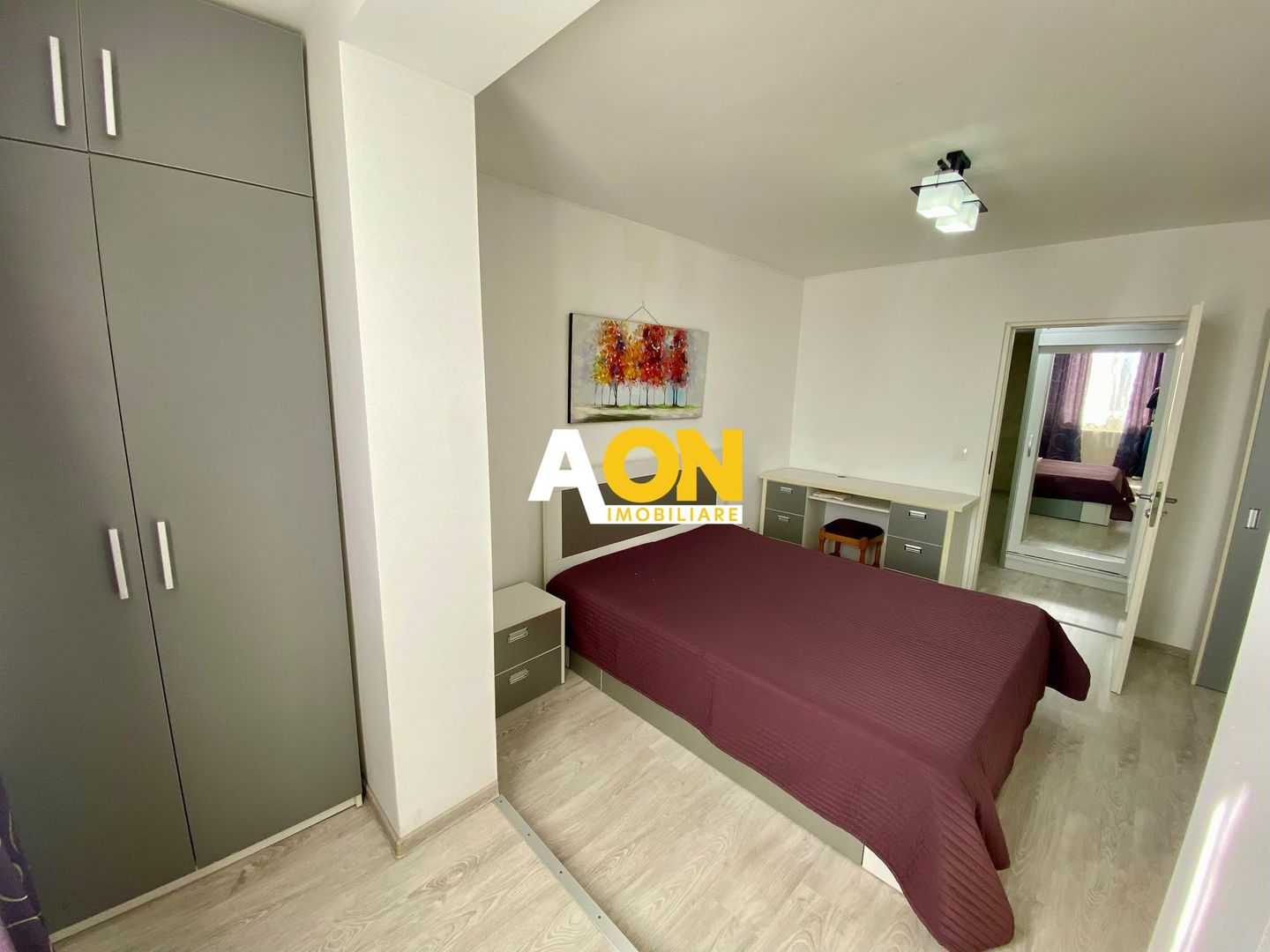 Apartament 3 Camere, Renovat, Complet Mobilat, Central - Poză 1