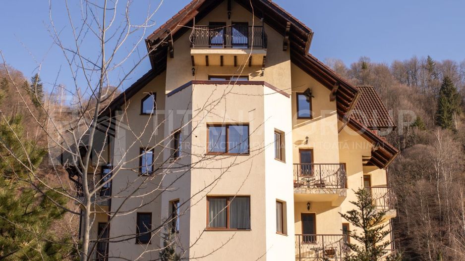 PENSIUNE DE VÂNZARE, TEREN 2.000 MP, 17 CAMERE, MOIECIU DE JOS - Poză 2
