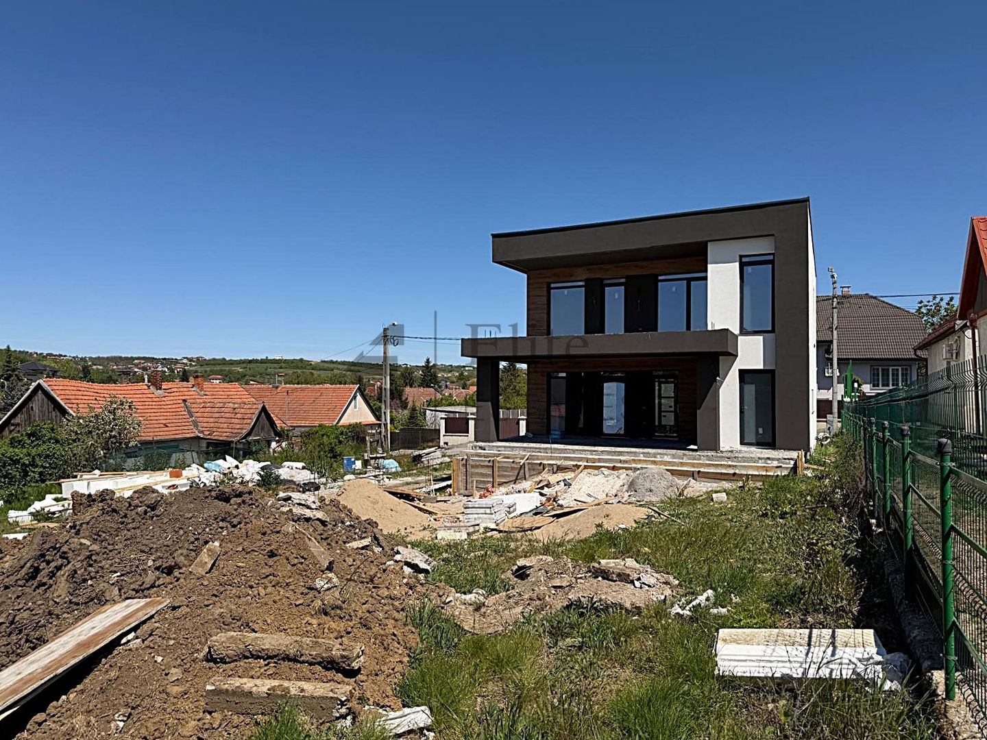 Casa premium in stil Mediteranean, zona Dealuri | Spitalul Judetetan - Poză 1