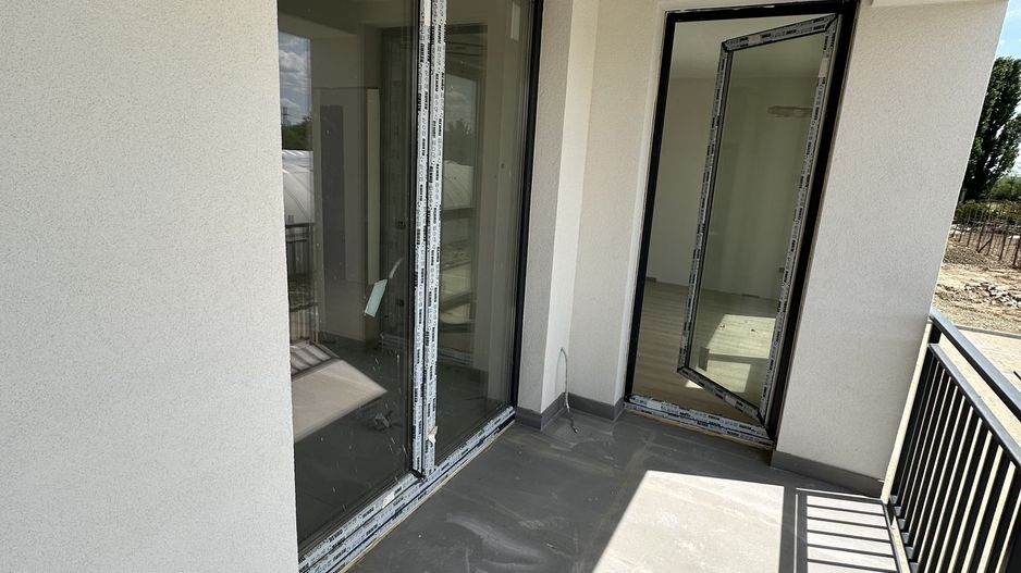 Apartment bloc nou cu lift si loc de parcare inclus - Poză 11