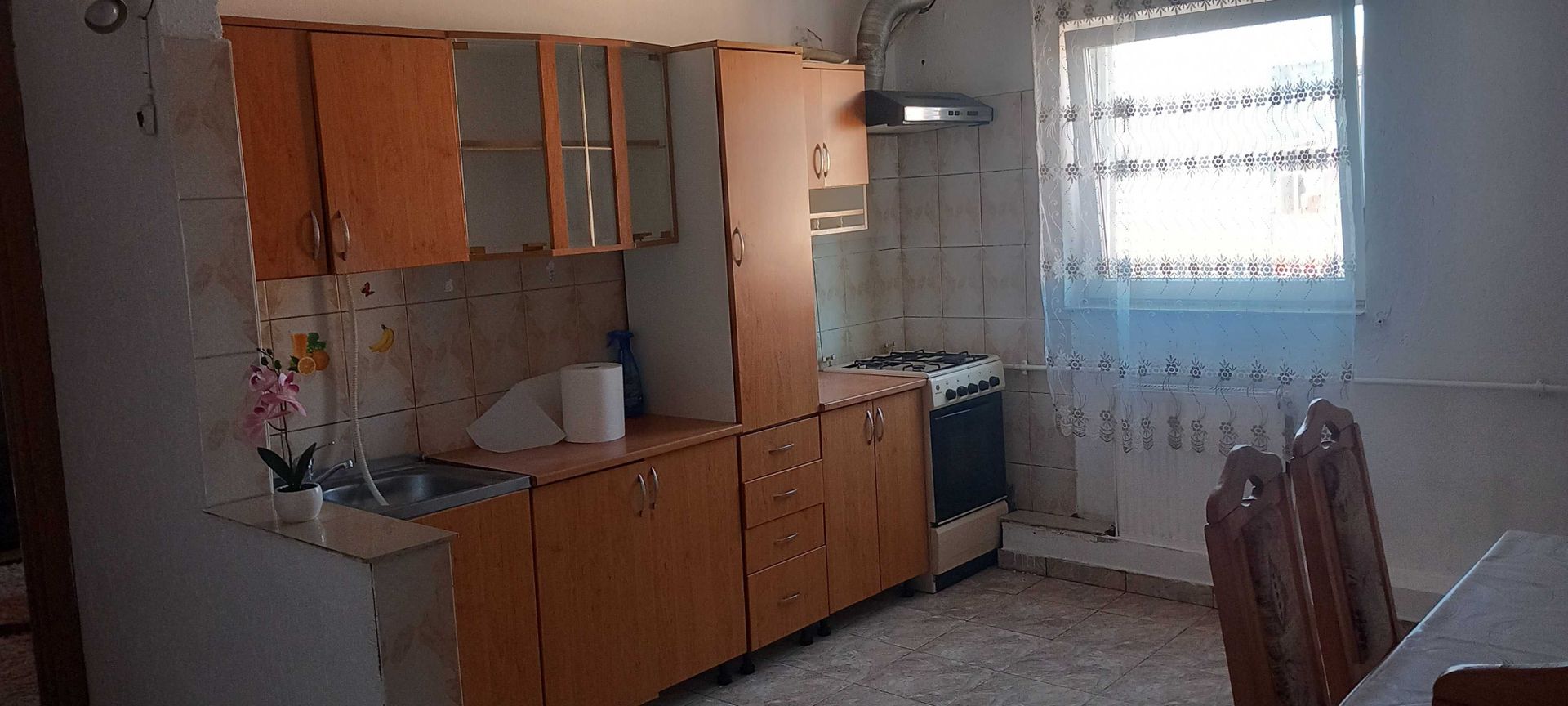 Inchiriez apartament - Poză 2