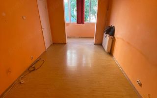 Apartament 3 camere în zona Calea Șagului etaj 2 - Poză 2