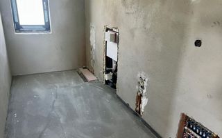 Casa individuala 5 camere ,cu carport si pivnita, Calea Cisnadiei - Poză 8