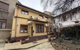 Casă 5 camere Cartierul Armenesc - Poză 1