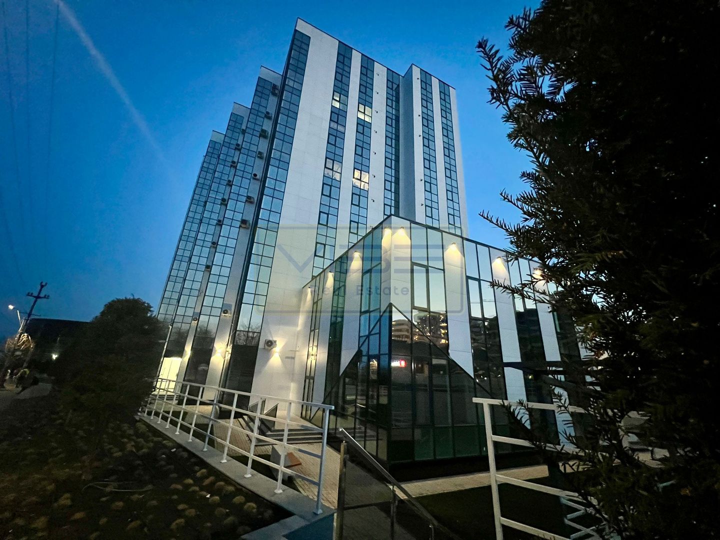 Apartament 2 camere premium AZIMUT TOWER COPOU - Poză 1