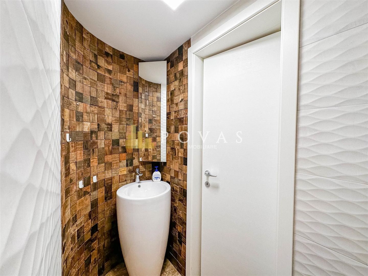 Vanzare Casa 5 Camere Pipera Rond OMV - Poză 14