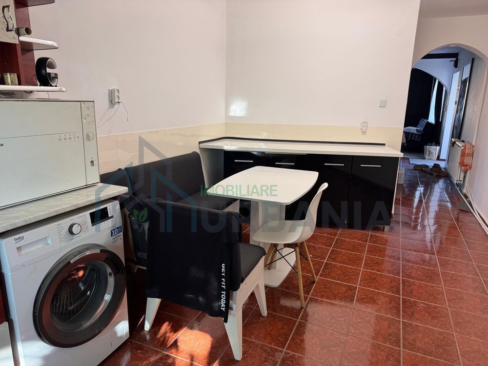 Inchiriez casa in copou - Poză 3