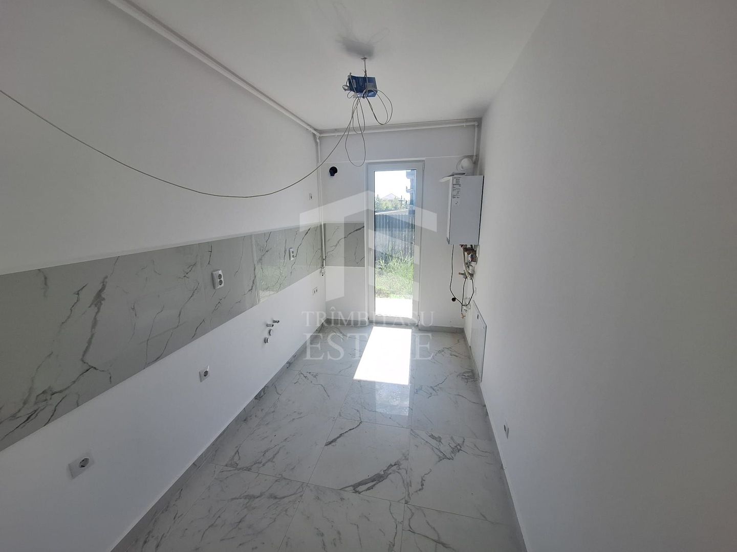 2 Camere - Tunari Otopeni - Finalizat - Gradina Proprie 71 mp - Poză 3