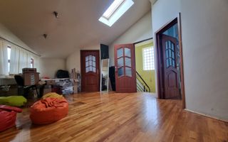 DE INCHIRIAT VILA  D+P+1+2 + CURTE | ZONA PARCUL CAROL - Poză 14