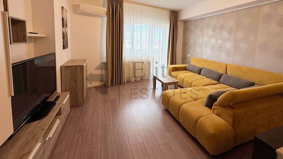 Apartament cu 3 camere de inchiriat in complexul  Luceafarul - Poză 1