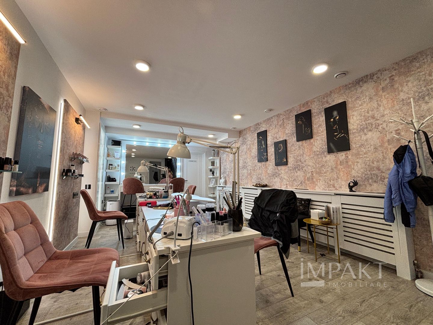 Spațiu comercial de vanzare – salon activ, randament imediat - Poză 5