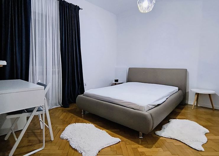 Apartament 4 camere tip Penthouse Universitate-Rosetti - Poză 3