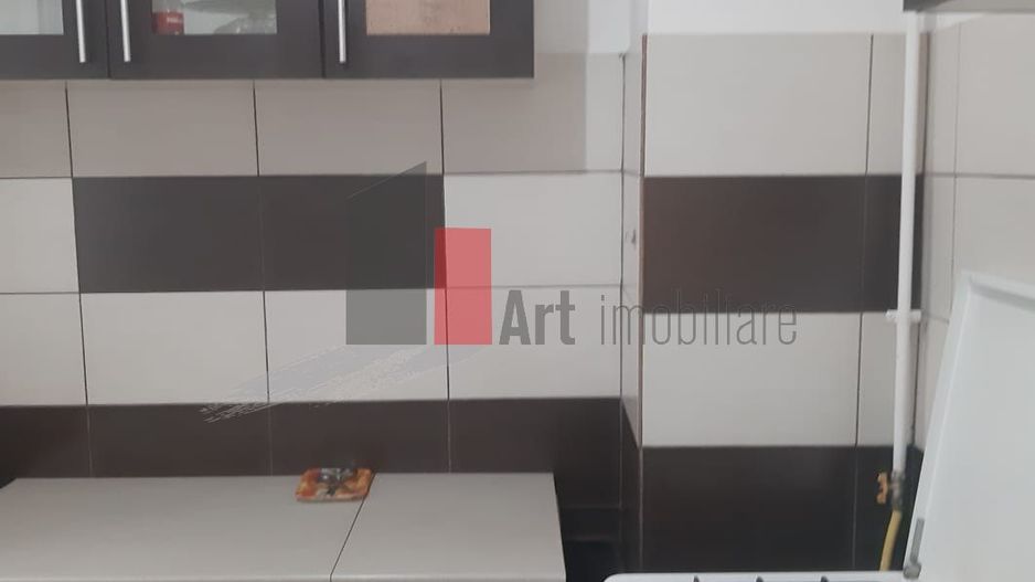 APARTAMENT 2 CAMERE  DRUMUL SARII - Poză 7