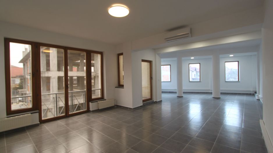 Spatiu birouri E+M - 205mp - zona L. Rebreanu - Poză 1