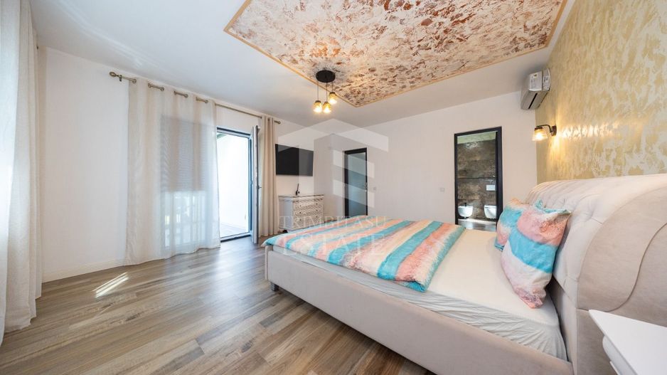Sanpetru ,Subcetate-Casa 4 camere,3 bai+480 mp teren - Poză 47