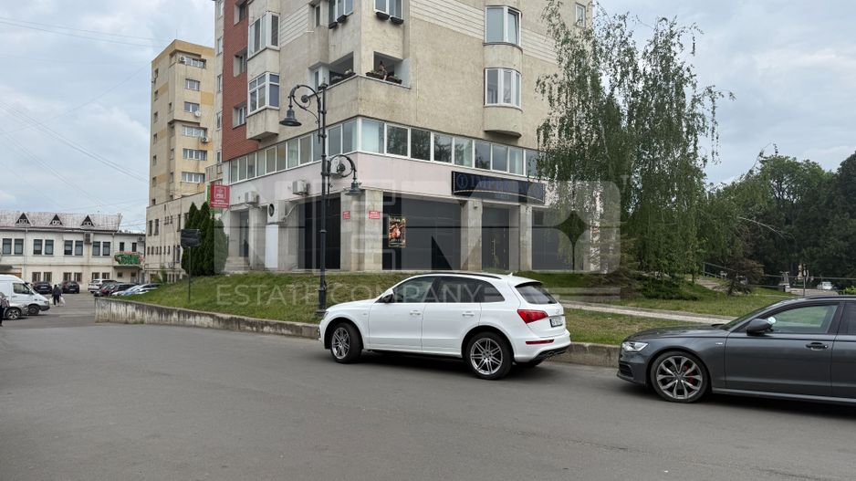 Spatiu comercial 120 mp | Ultracentral Radauti | Vanzare - Poză 1
