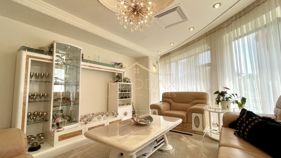 Impressive Villa *1500 SQM usable* 2613 SQM land / Open to the lake - Poză 21