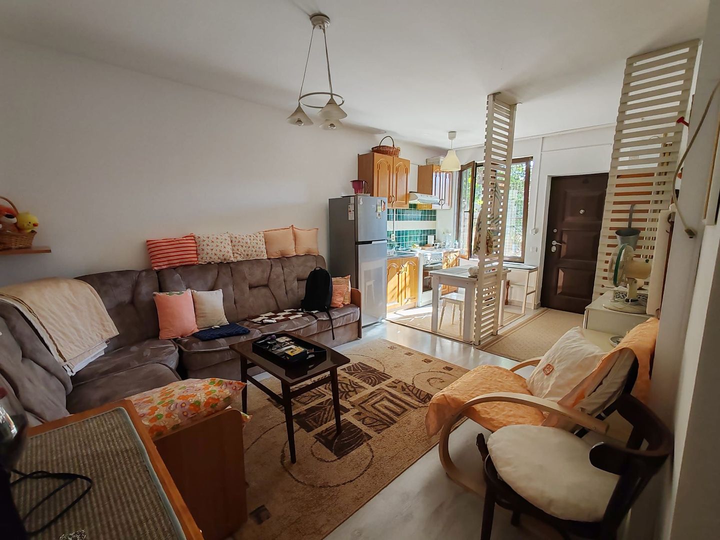 APARTAMENT 2 CAMERE IN VILA, TITAN/INDUSTRIILOR, CENTRALA, MOBILAT - Poză 1