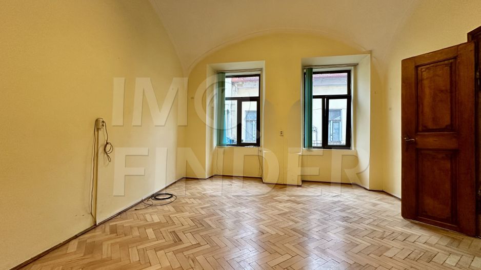 Închiriere 2 camere, parcare-  Piața Unirii- Ultracentral - Poză 1