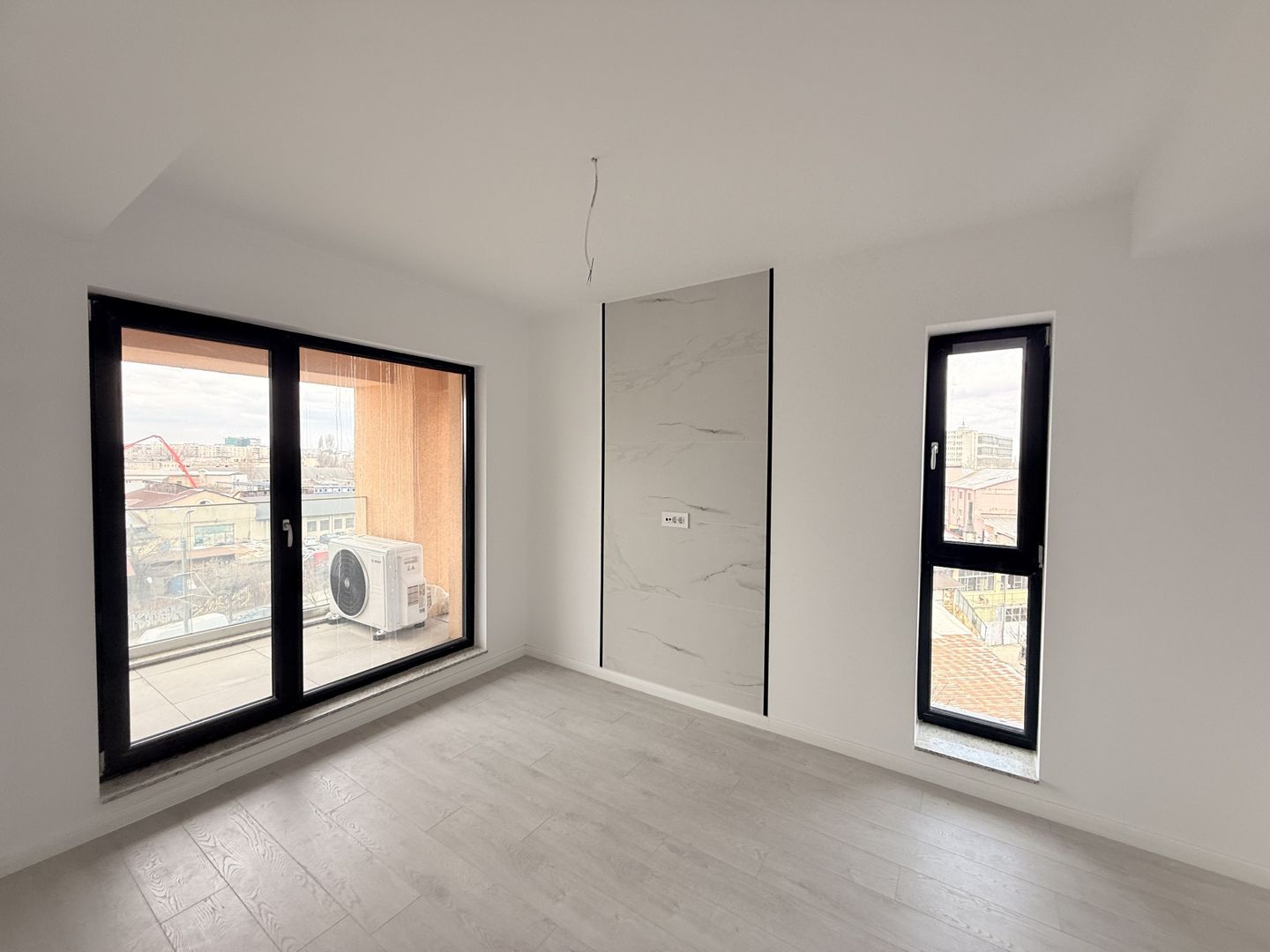 3 camere Parcul Carol 75 mp - Poză 7