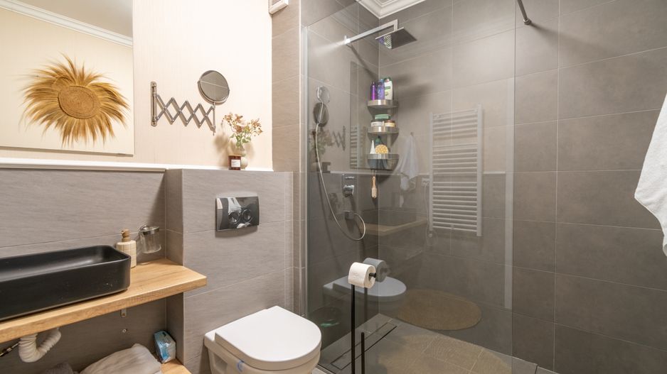 Apartament 3 camere de vanzare Bună Ziua str. Costache Negri Parcare - Poză 13