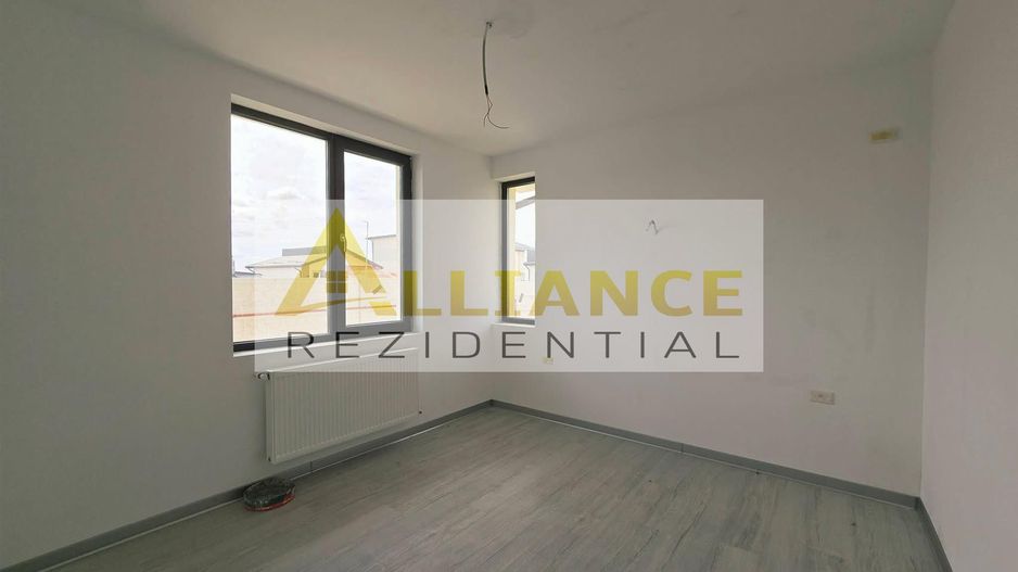 Casa - 444mp teren - 4 camere- cartierul nou -154.990 euro - Poză 3