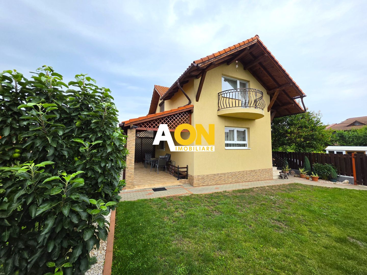 Casă 4 camere, mobilată, utilată, D+P+M, 326 mp teren, Cetate - Poză 2