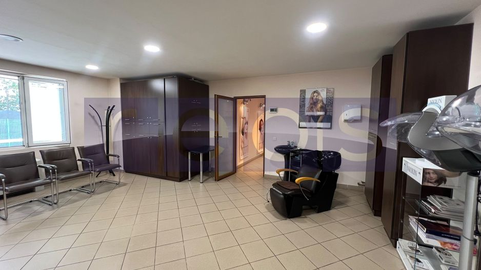 VANZARE SPATIU COMERCIAL | LOC DE PARCARE | ZONA DECEBAL - Poză 1