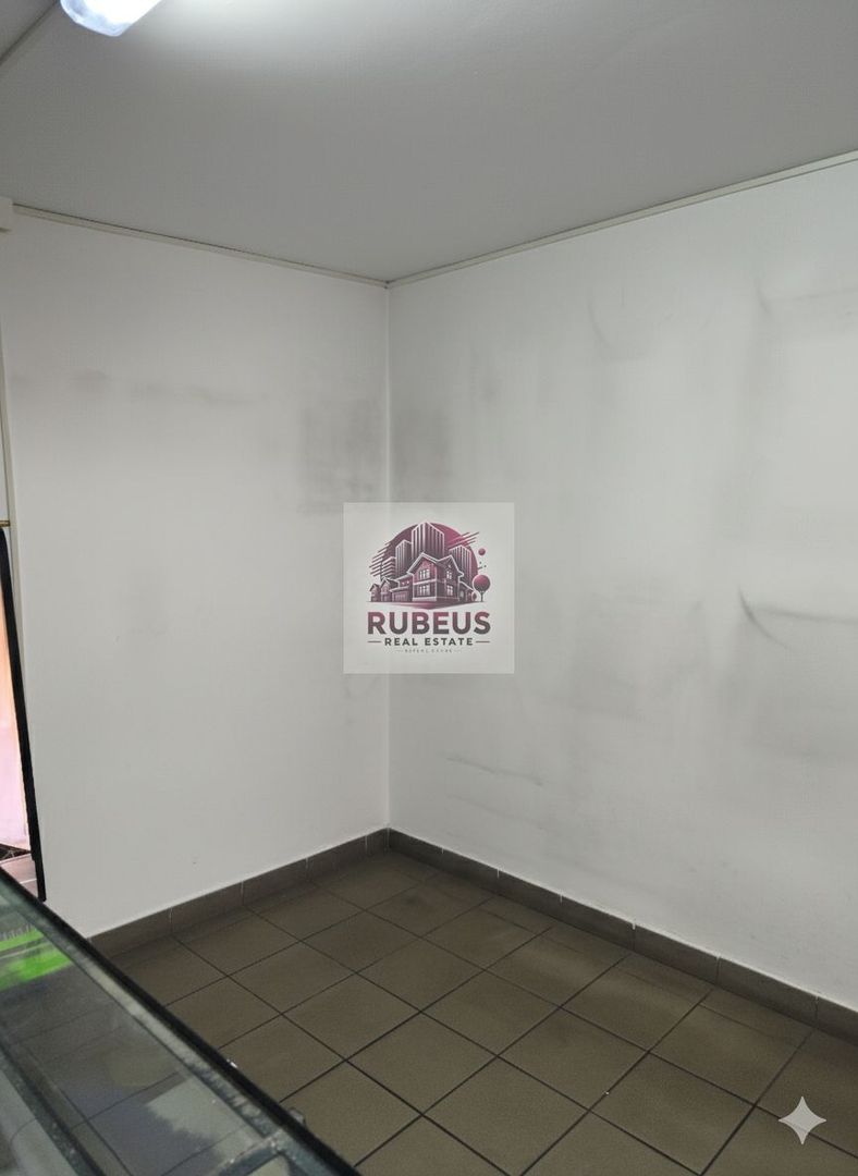 Spațiu comercial modern, ideal birou sau magazin - Poză 9