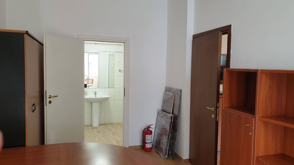 De vanzare Apartament 3 camere Mitropolie, ULTRACENTRAL liniste Unirii - Poză 10