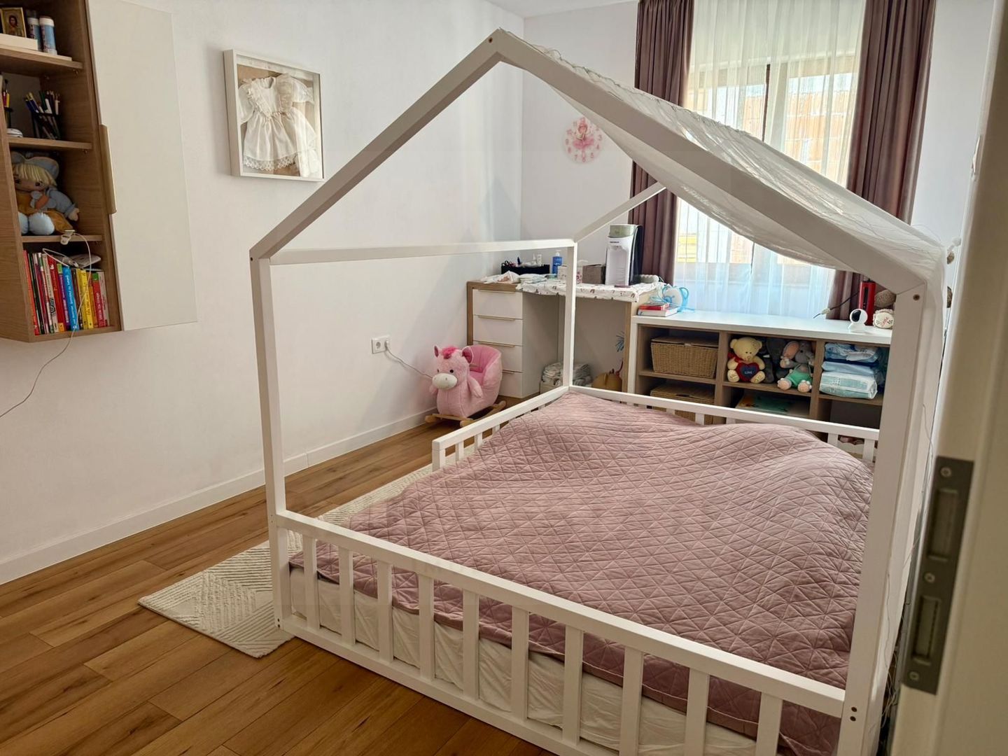 Casa individuala premium 145 mp utili pe un nivel teren 500 mp in Sadu - Poză 12