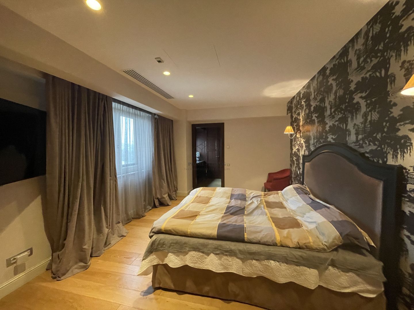 APARTAMENT ULTRACENTRAL DE LUX CU 4 CAMERE LA INCHIRIERE IN COMPLEX - Poză 16