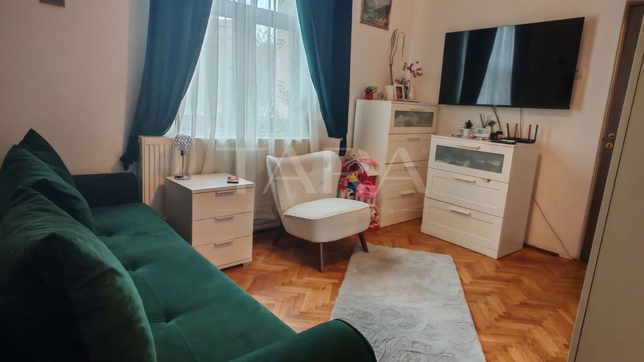 Apartament cu 3 camere zona Centrala - Poză 1