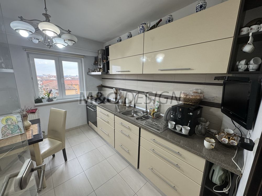 3 camere decomandat spatios Simion Barnutiu - Poză 1