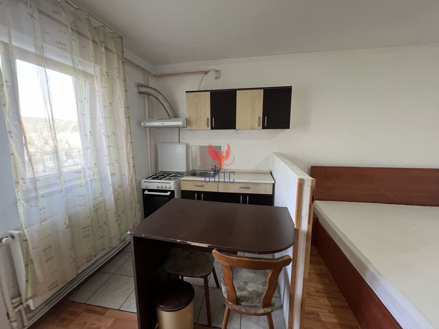 Garsoniera, etaj 3/4, centrala termica, Valea-Rosie - Poză 8