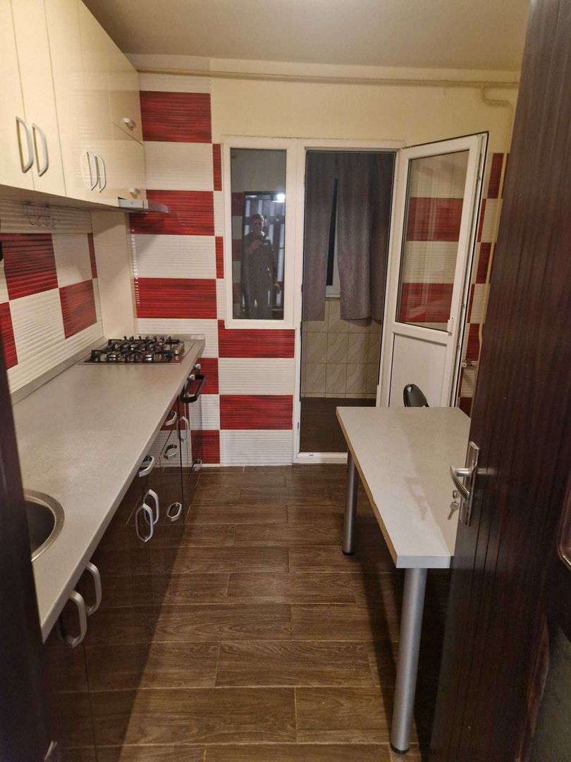 Apartament 3 camere-70mp -Crangasi - Poză 8