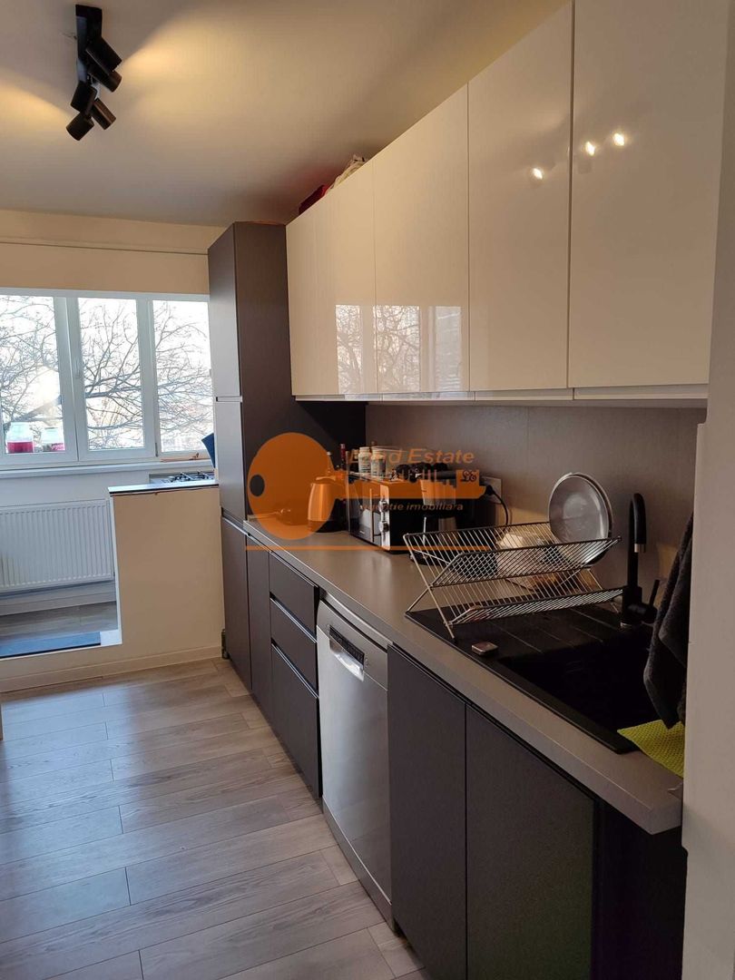 Apartament cu 4 camere in zona Crangasi(Bloc Reabilitat) - Poză 6