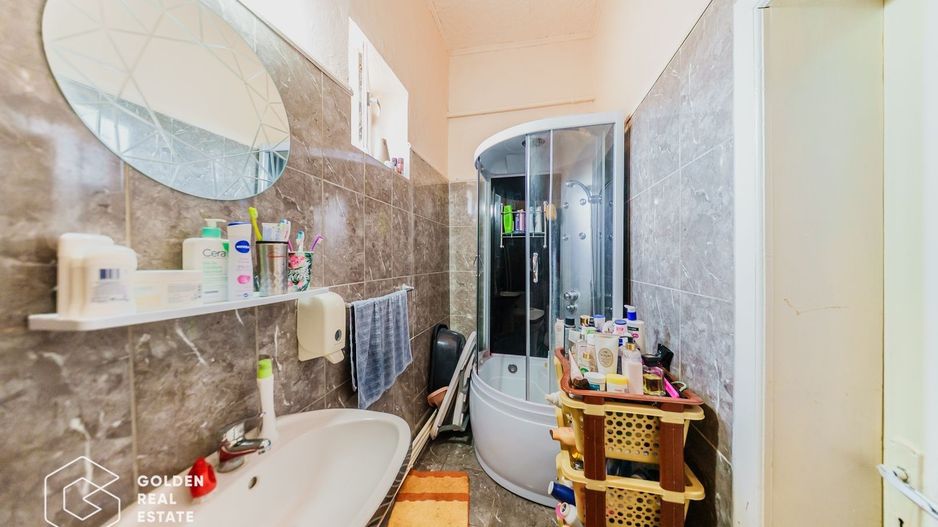 Casa foarte spatioasa cu gradina si gospodarie, Santana - Poză 13