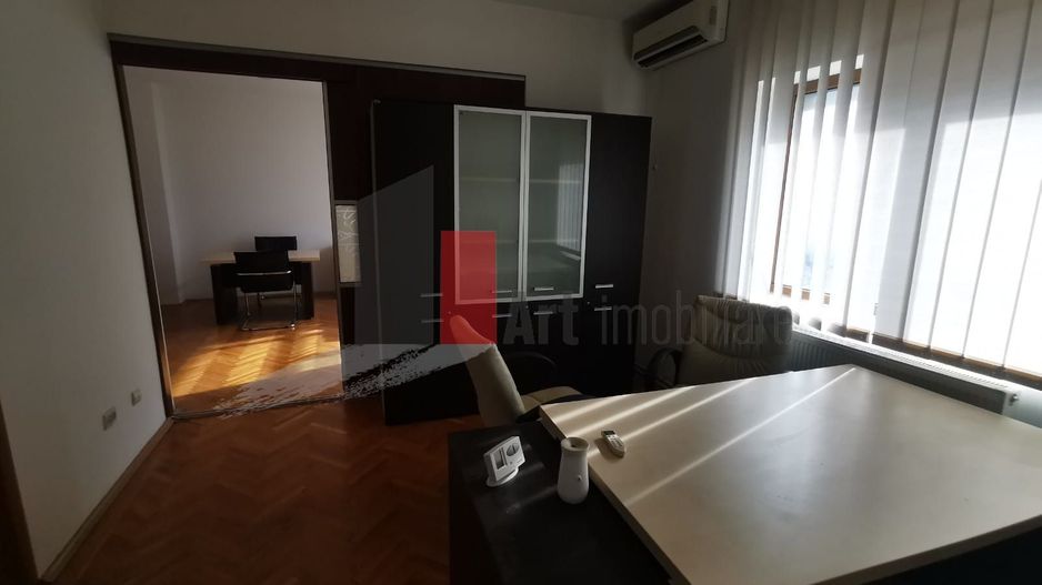 BUROU; CALEA  DOROBANTILOR; 3 camere - Poză 6