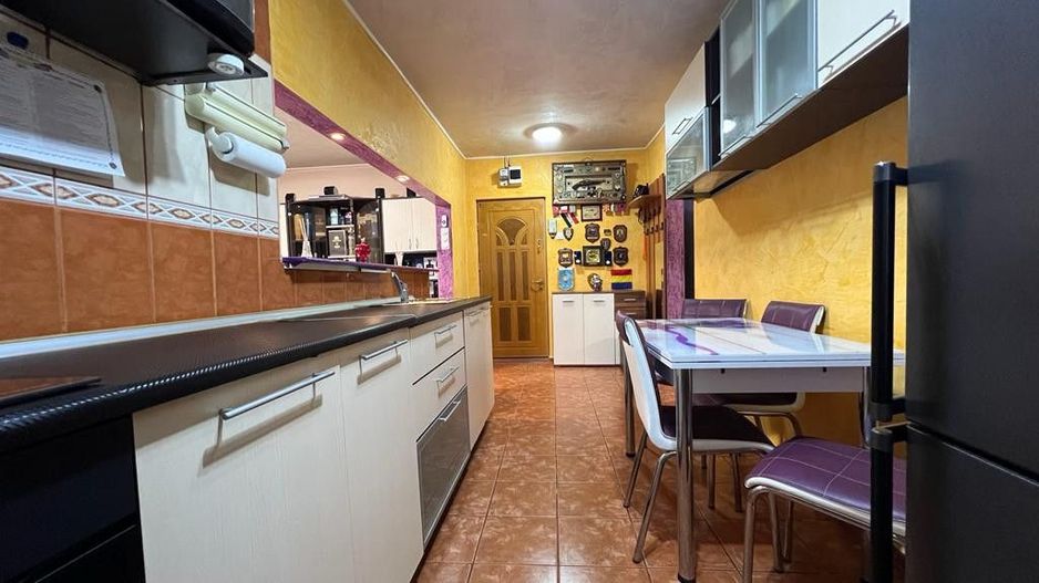 Tomis Nord - Apartament decomandat cu 2 camere, mobilat și utilat. - Poză 6