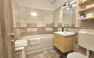 Apartament cu 2 camere de vânzare în zona Dacia Constanta renovat - Poză 8